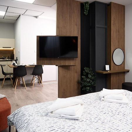 Downtown Boutique Apartments Újvidék Kültér fotó