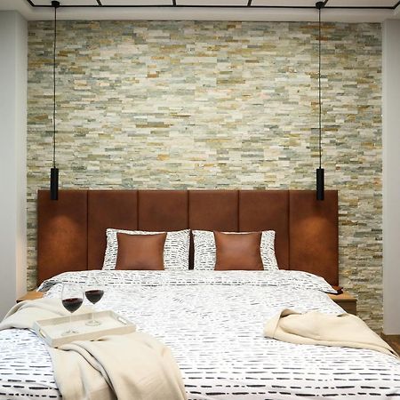 Downtown Boutique Apartments Újvidék Kültér fotó